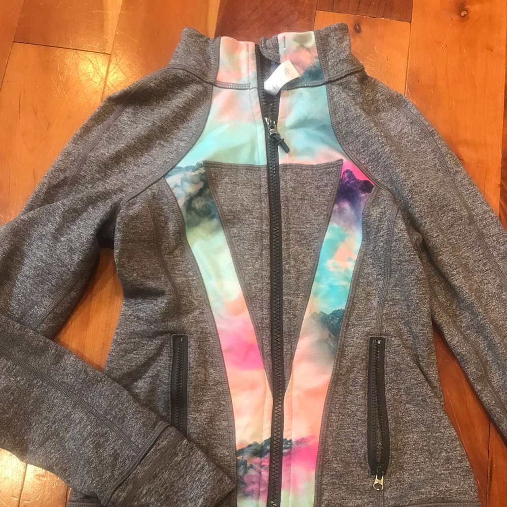 ivivva by Lululemon zipper jacket girls size 10